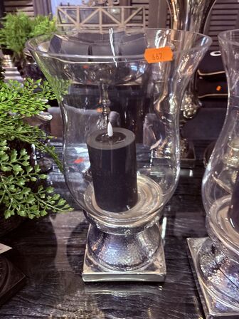 2 stk. Vaser m. Lys