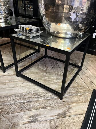 Sofabord m. Glas top 50x50x45