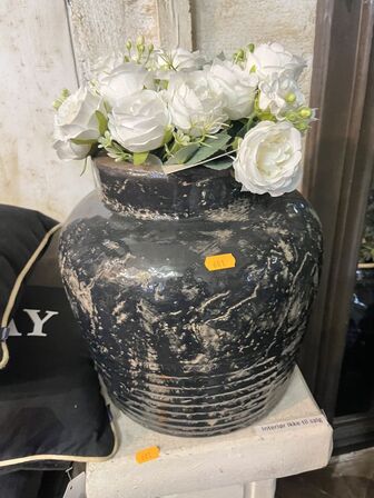 Vase m. Blomster, fad mm.