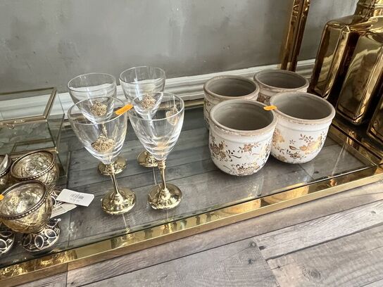 Vinglas inkl. Div. Fyrfadsholder m. Bakker