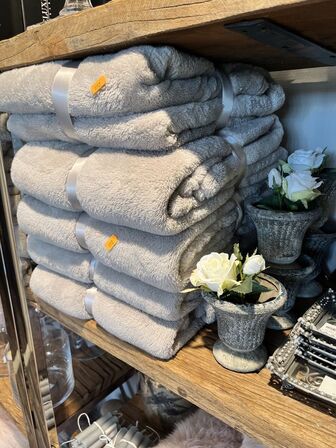 5 stk. Håndklæder mm.