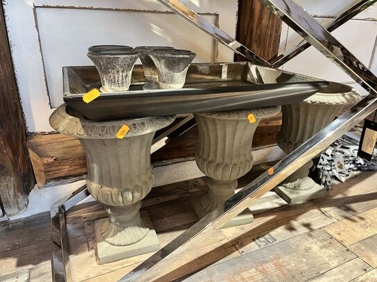 7 stk. Vaser m. Bakke.