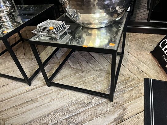 Sofabord m. Glas top 50x50x45