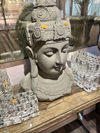 Buddha skulptur