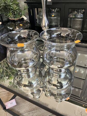 2 stk. Glasvaser m. Lysestage