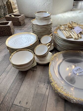 Div. Tallerkner og bestik