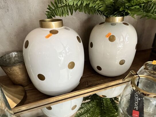 2 stk. Vaser COLMORE