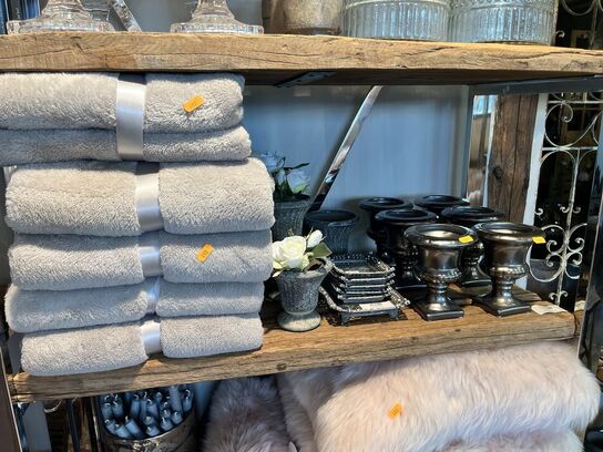 5 stk. Håndklæder mm.