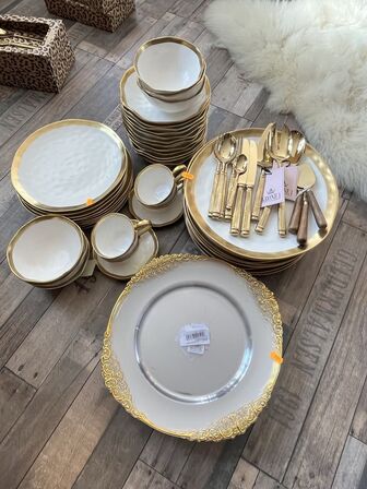 Div. Tallerkner og bestik