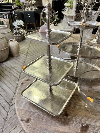 2 stk. Serveringsfade m. Skål