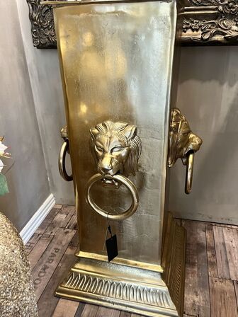 Bordlampe m. Kolonne m. Løvehoveder