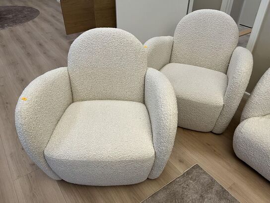 Plys Sofa med 2.Stk. Lænde stole 