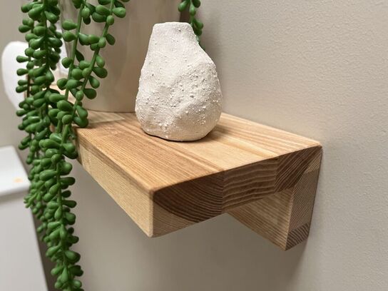 Badeværselset miljø m.Træ hylde og spejl 