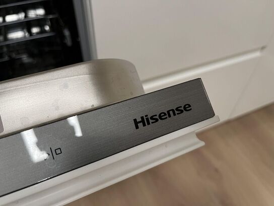 Kvik Køkken med opvasker og køle og frys