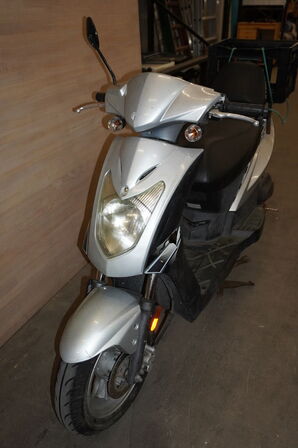 Knallert KYMCO Agility 50 (Momsfri)