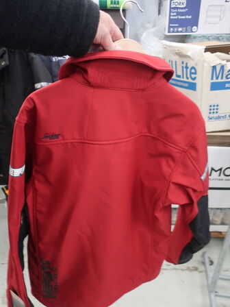 Arbejdsjakke SNICKERS SOFTSHELL str. M/005