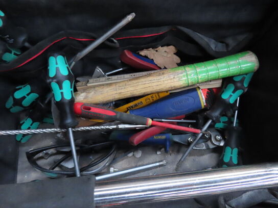 Elværktøj MAKITA og værktøjskasse