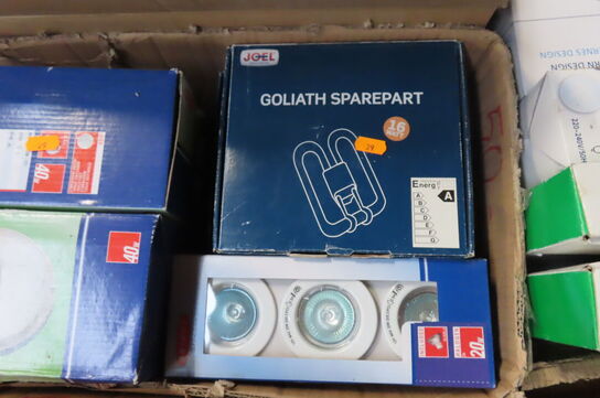 Palle med diverse lamper