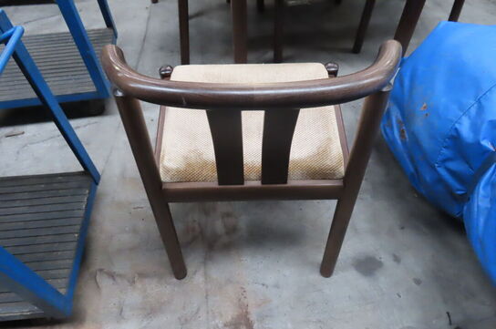 Spisebord med 6 stole CLEOPATA HANS J FRYDENDAL