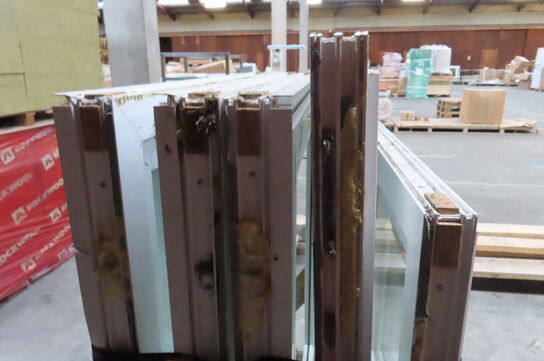 Palle med diverse vinduer