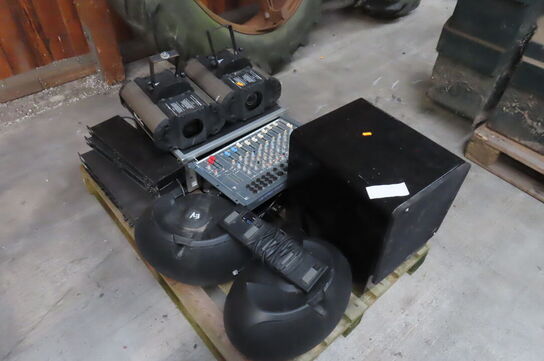 Palle med diverse lysudstyr