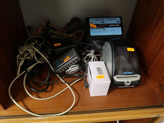 Label printer DYMO Labelwriter 450 + diverse elektronik