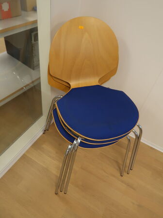 Konference-/spisebord med 9 stk. stole