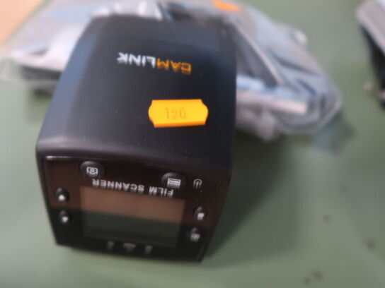 Netværksudstyr og dias scanner