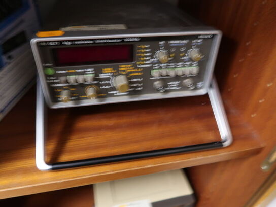 High Resolution timer/counter 120 MHz PHILIPS PM 6671