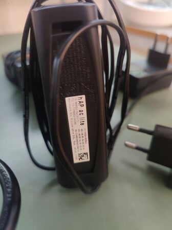 Netværksudstyr og dias scanner