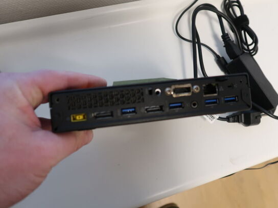Stationær PC LENOVO ThinkCentre M900