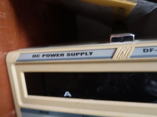 Laboratorie strømforsyning BF-3010-A