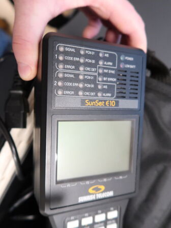 Håndholdt tester SUNRISE Telecom SunSet E10 