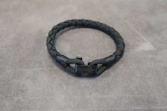 Armbånd MONTBLANC Black Nylon & Steel str. 63