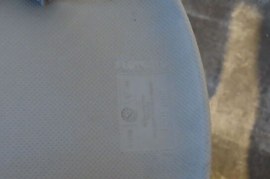 Skammel KONSTANTIN GRCIC