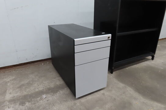 Kommode og skuffekassette