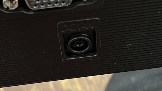 3 Stk. Skærme 24"  SAMSUNG S24F354FHU