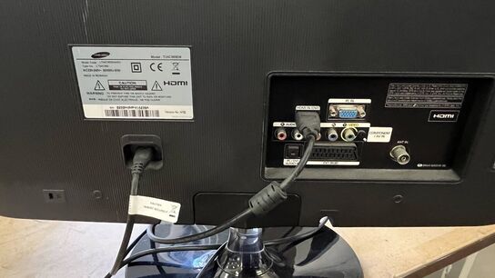 3 Stk. Skærme AOC 24", SAMSUNG 24", LENOVO 19"