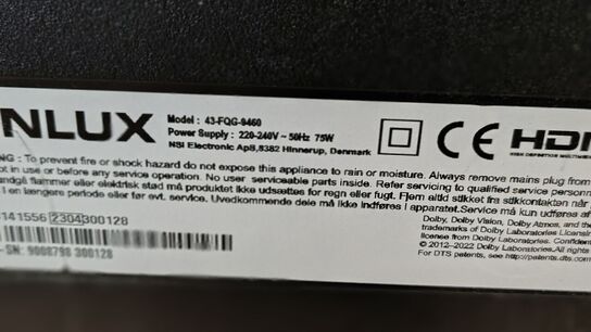 TV 43" FINLUX FQG-9460 på fod