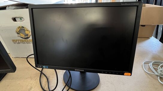 2 Stk. Skærme 19" SAMSUNG + LENOVO