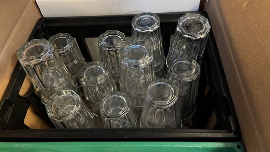 2 Ks. Glas & Kopper m.m.