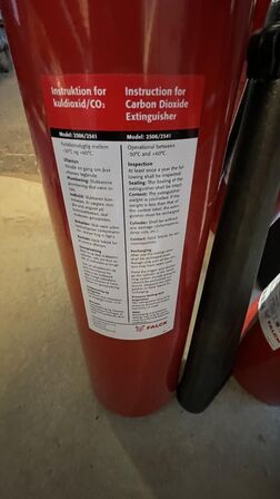 2 Stk. Pulverslukker FALCK