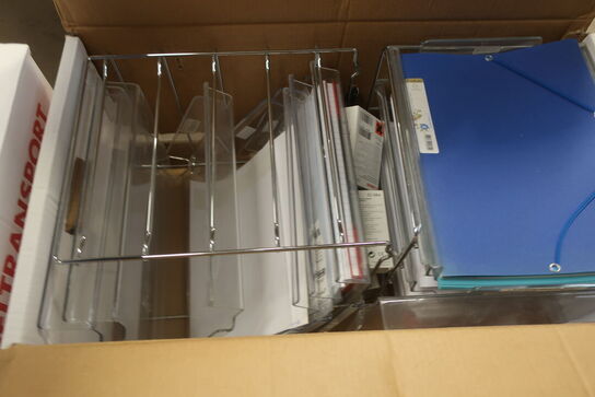 14 Flyttekasser med kontoraktikler