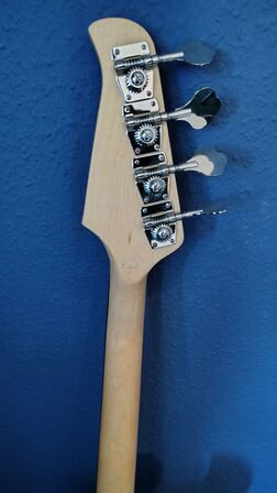 El Bas SURPREME + Forstærker, Kabler, Tuner, Etui (Momsfri)