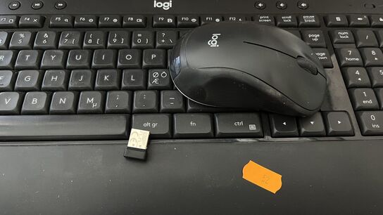 2 Stk. Tastatur, Mus LOGITCH 