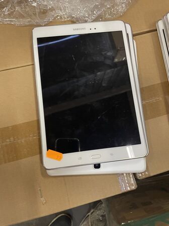 3 stk. Tablet SAMSUNG SM-T555