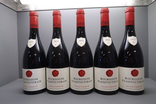 5 fl. Rødvin Bourgogne Passetoutgrain, Domaine Nicole Lamarche 2022