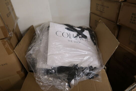 Ca. 25 stk. paller med magnetæsker, plastikposer, 