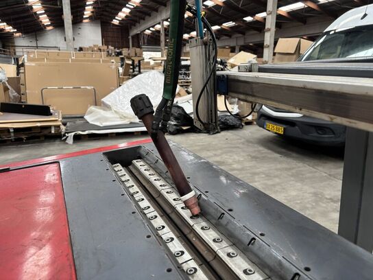 Langsømsautomat Mig type 8000