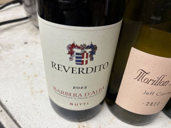 9 flasker vin SE BILLEDER